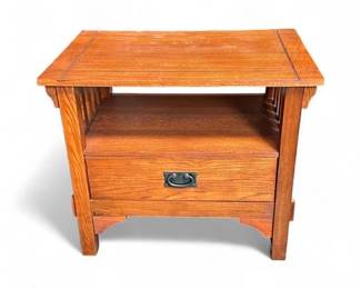 Leick Home Mission Style Oak End Table