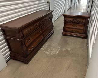 Lot #152 Vintage French Provincial Carved Wood Dresser & Nightstand Set Mahagony Finish Elegant Solid Wood