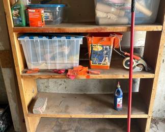 J Lot #227 Vintage Ames Lawn Buddy Plastic Garden Cart & Potting Bench