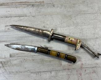 Lot #108 Vintage Knife Lot Folding Pocket Knife & Ornate Dagger Bone Handle Primitive Antique Style