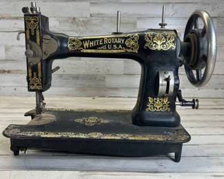 R Lot #74 Antique White Rotary Sewing Machine Black Cast Iron Gold Decal USA c. 1920s Denver Colorado