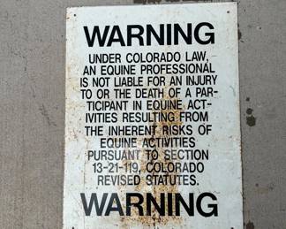 J Lot #236 Vintage Justin Bootmakers Burgundy Leather Western Cowboy Boots with Box size 6.5