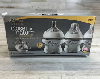 R Lot #85 Tommee Tippee Closer to Nature Baby Feeding Bottles - 3 Pack, 5oz/150ml, BPA Free
