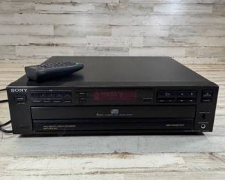 Lot #210 Sony CDP-C215 5-Disc CD Changer Player with Remote Control Vintage Audio Component