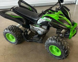 Lot #181 Yamaha Raptor 700R 12-Volt Kids Electric Ride-On ATV Quad Green Black Power Wheels