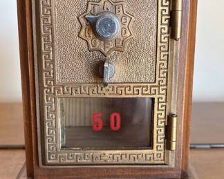 Vintage mailbox (with combo)