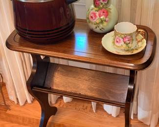 Table with vintage cooking pot