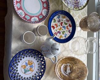 serving platters and 6 white pasta bowls