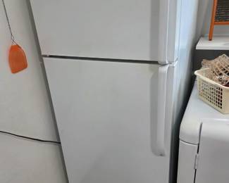 GE refrigerator