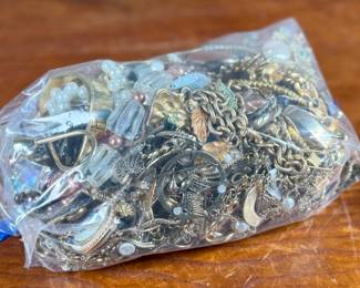 COSTUME JEWELRY, 5LBS