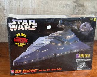 STAR WARS STAR DESTROYER MODEL WITH FIBER OPTIC LIGHTING SYSTEM