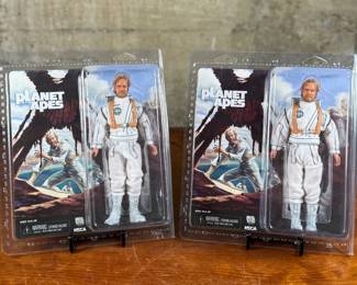 PLANET OF THE APES NECA COLONEL GEORGE TAYLOR ACTION FIGURES (SET OF 2)