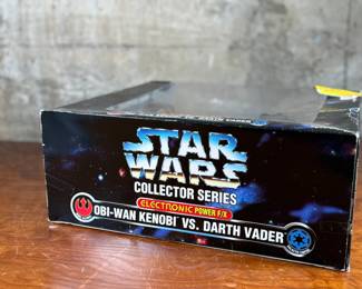 STAR WARS COLLECTOR SERIES OBI-WAN KENOBI VS. DARTH VADER ELECTRONIC POWER FX