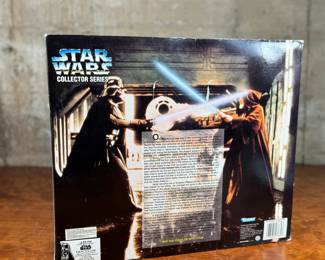 STAR WARS COLLECTOR SERIES OBI-WAN KENOBI VS. DARTH VADER ELECTRONIC POWER FX