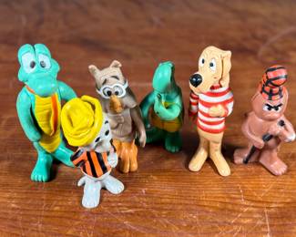 This lot features a complete vintage set of 1969 Walt Kelly Pogo vinyl promotional figures.