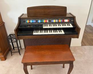 $250 - Conn Organ Starlite