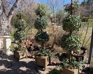 Faux garden topiaries 