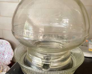 Sana-Founte antique chicken waterer 