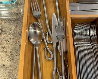 Unique artistic utensils