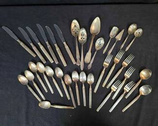 KN283Another plated flatware