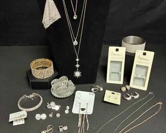 KN319Costume JewelrySparkle