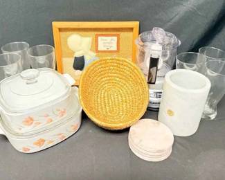 JD149Assorted Kitchen Goods