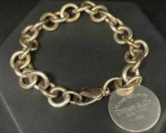 CT293VTiffany Co. 925 Bracelet