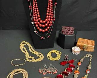 KN303Costume Jewelry, Rich Red Tones