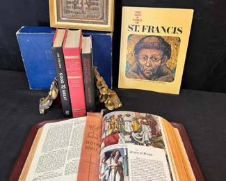 JD127Family Bible And Religious Lot