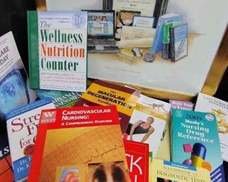JD123Educational Medical Book Mystery Lot