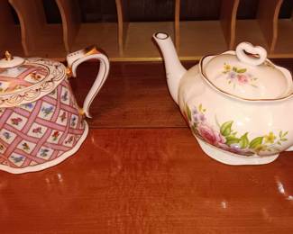 Tea pots