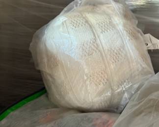 Casual Off Wht. Pouf Ottoman (3)