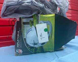 LAWN DECO LARGE FOOTBALL HELMET