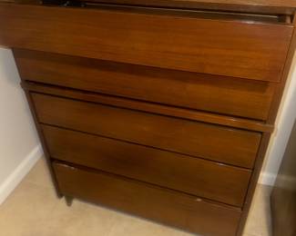 Matching bureau STANLEY