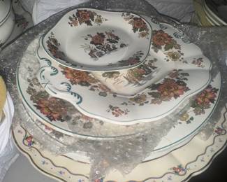 Wedgewood Eastern Flowers