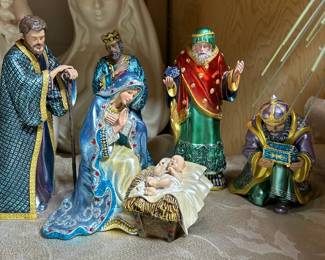 Hawthorne Jeweled Nativity 