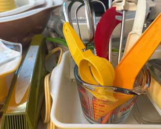 electric knife, tupperware and pyrex