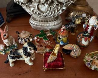 Trinket boxes