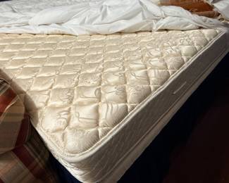 up close of king-size mattress