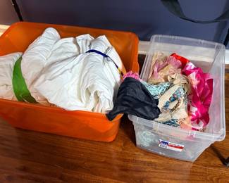 sheet sets & scarves