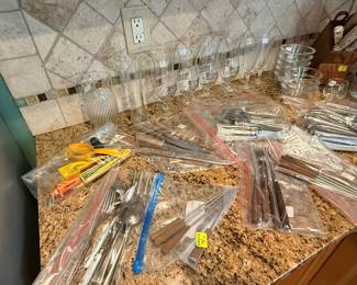 Mixed Tupperware Utensils & Flatware