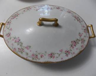Theodore nHaviland Limoges France veggie dish