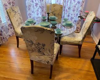 Superb Glass Dining Table + 5 Chairs