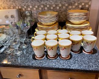Huge set of Better Homes & Garderns featuring plates, bowls, and coffee cups