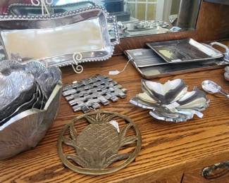 Aluminum Alloy Serving Pieces