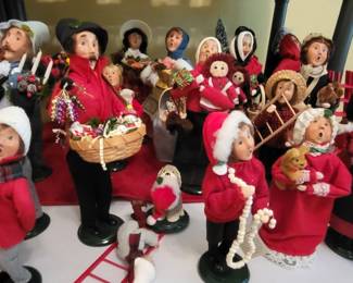 Huge Selection of  Byers' Choice Carolers