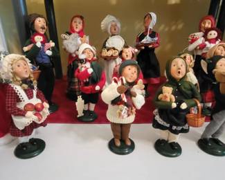 Huge Selection of  Byers' Choice Carolers