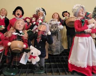 Huge Selection of  Byers' Choice Carolers