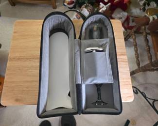 Geoffrey Beene Black Leatherette Wine Carrier