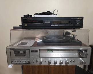 Toshiba SMC-5460 System with LXI CD Player